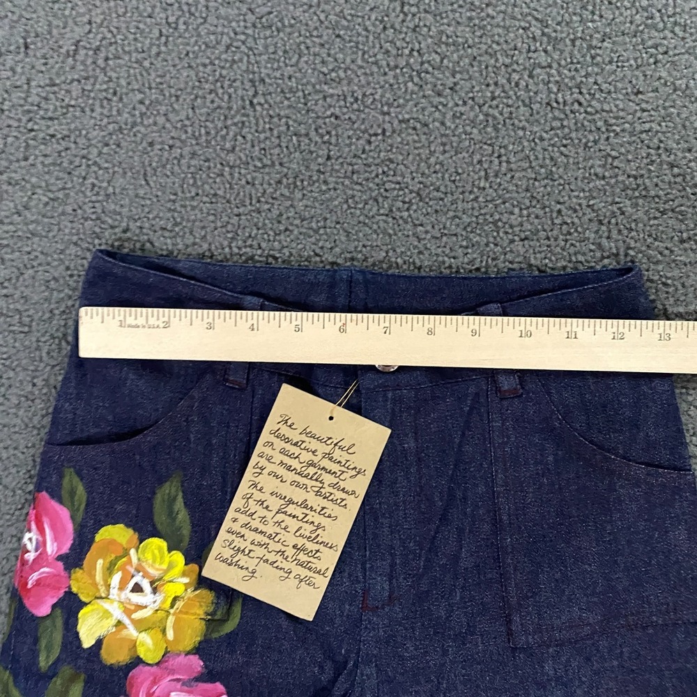 VTG Y2K Mandalay Jeans size 4 Straight Leg Hand Painted Flowers Patch Pocket - Picture 10 of 15